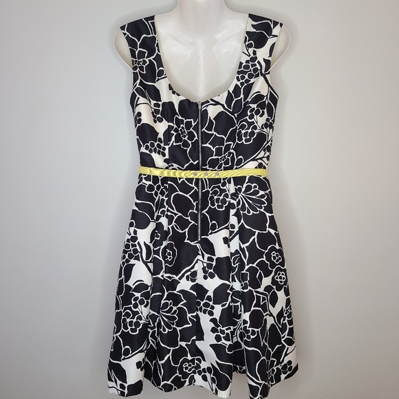The Limited Black Floral Dress, Yellow Belt, 4 - Picture 6 of 10